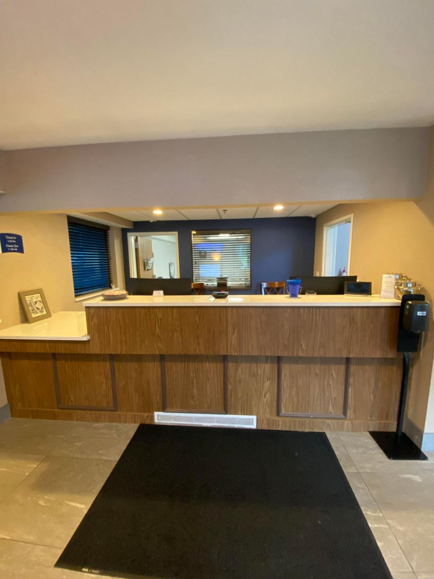 Beachfront Hotel Houghton Lake Ngoại thất bức ảnh