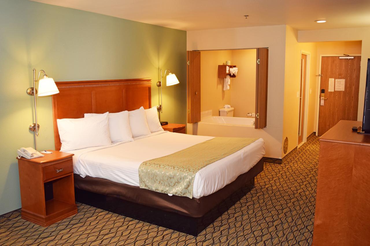 Beachfront Hotel Houghton Lake Ngoại thất bức ảnh
